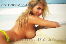 I am woman for a threesome respectful and polite.